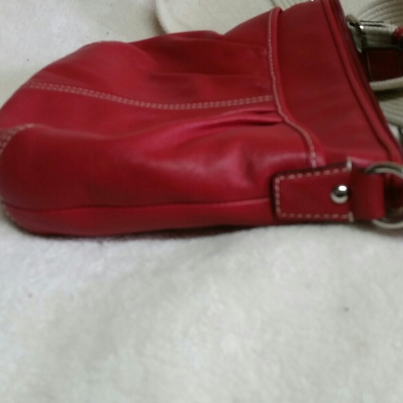 Coach purse Red - Picture 7 of 8